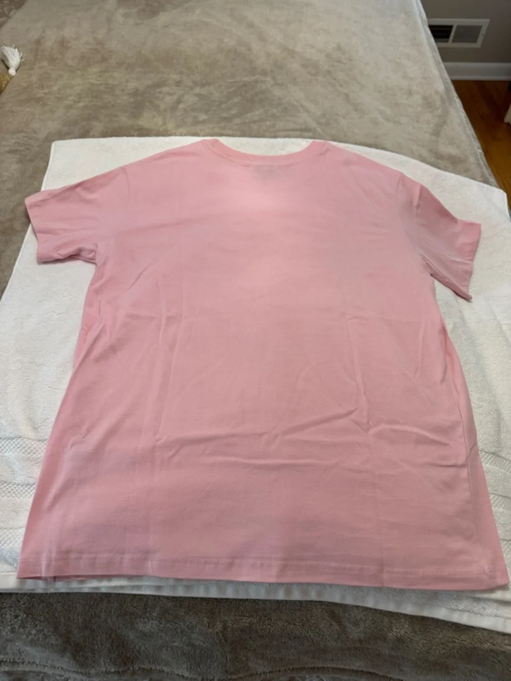 Title:
NWT Pippi Post Pink “Book Lovers Club” Graphic Tee Shirt Size Medium - Picture 6 of 6